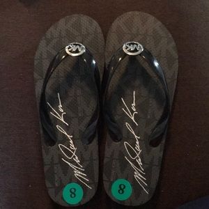 Michael Kors Flip flops